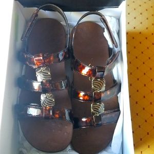 Vionic Sandals. Brand NEW in box.